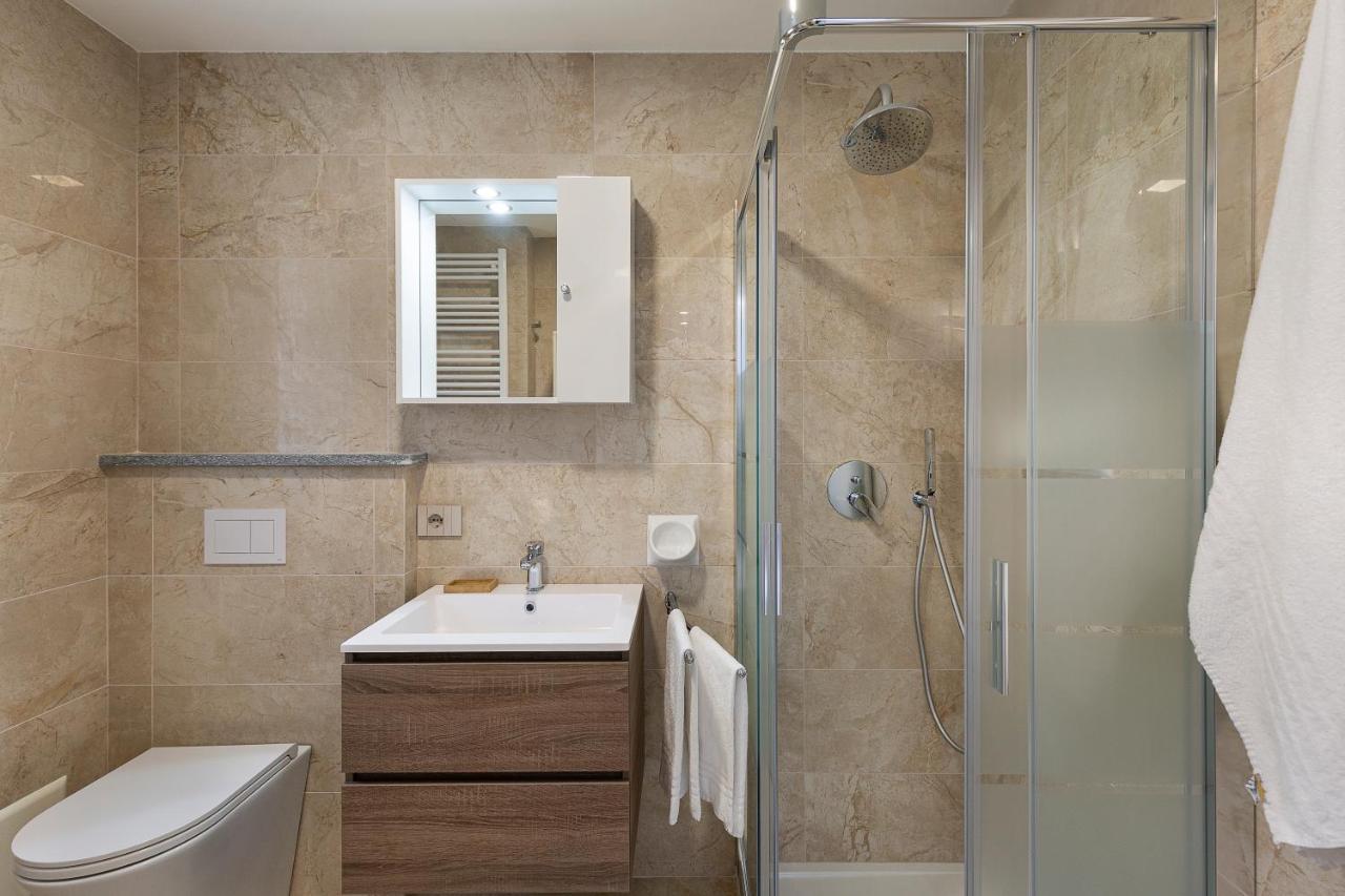 Appartamento Carolnoemi - Vista Lago - By Impero House Baveno Esterno foto